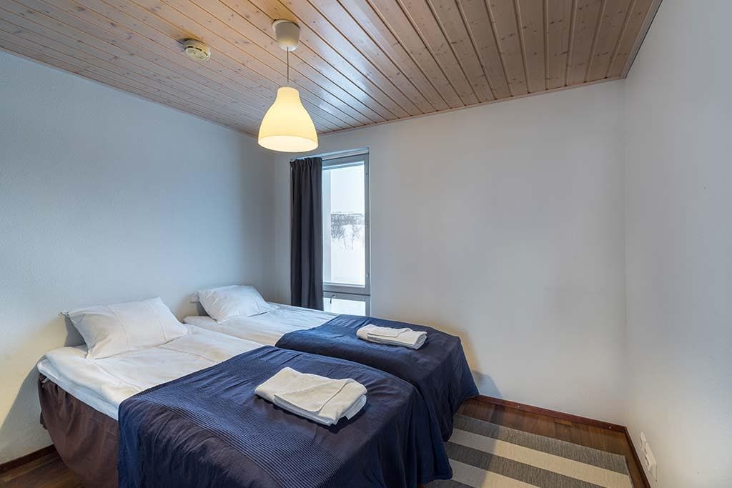Santas Chalets Rakka Kilpisjarvi Makuuhuone Ylakerta Huoneisto